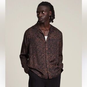 NWT All Saints Men’s Halftone Warped Animal Print Relaxed Fit Camp Shirt Medium
